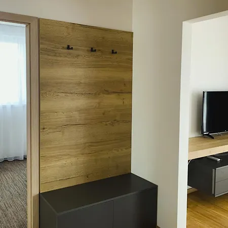 Dolfi, Apartmán Senec